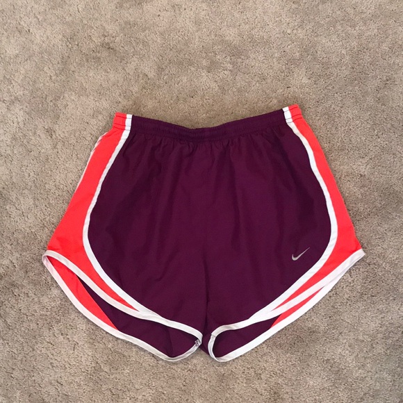 Nike Pants - Women's Nike athletic shorts